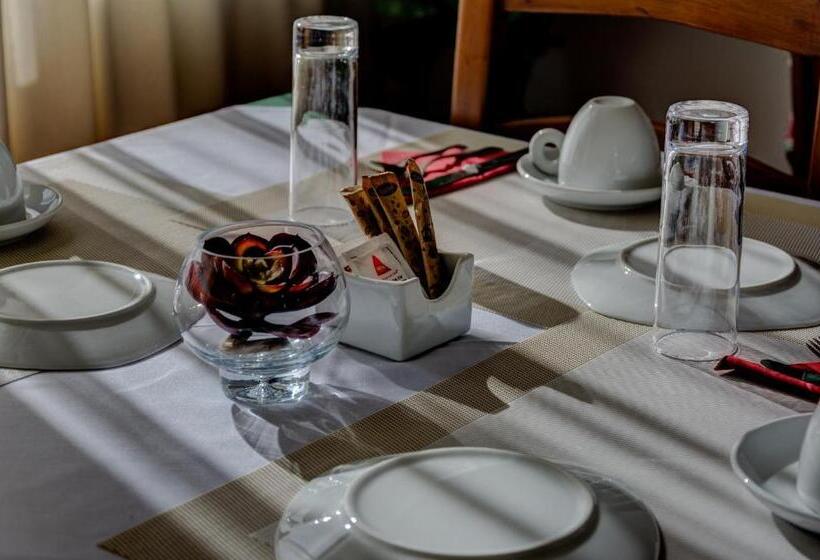 Номер Стандарт, Manta Guest
