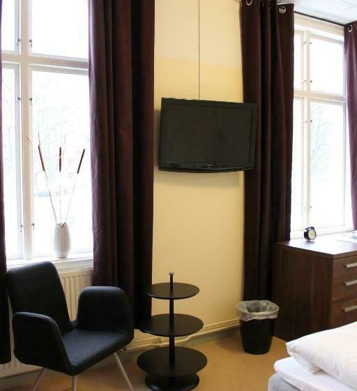 Standardzimmer Geteiltes Bad, Stationshusets Hotell Och Café Fd Hotell Lilla Station