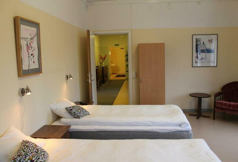 Standardzimmer Geteiltes Bad, Stationshusets Hotell Och Café Fd Hotell Lilla Station