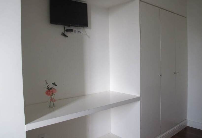 اتاق استاندارد سه نفره, Azores Youth Hostels   Sao Miguel