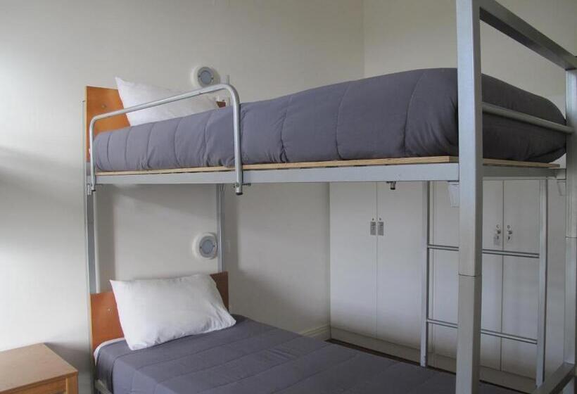 اتاق استاندارد چهار تخته, Azores Youth Hostels   Sao Miguel