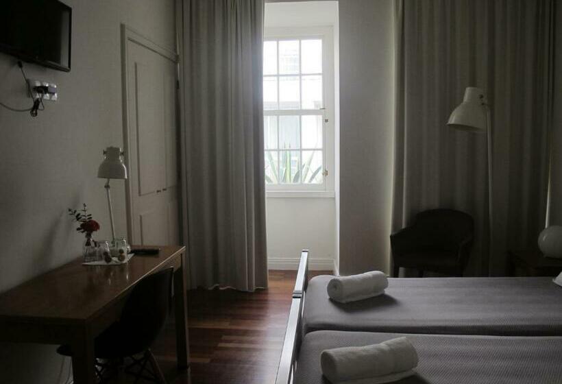اتاق استاندارد, Azores Youth Hostels   Sao Miguel