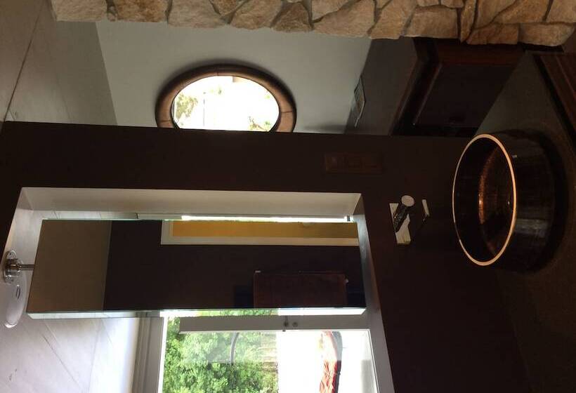 سوییت لوکس, Morat Gaste Zimmer