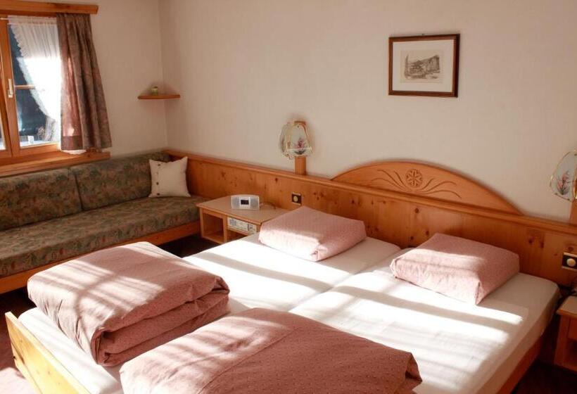 标准单人间, Soliva