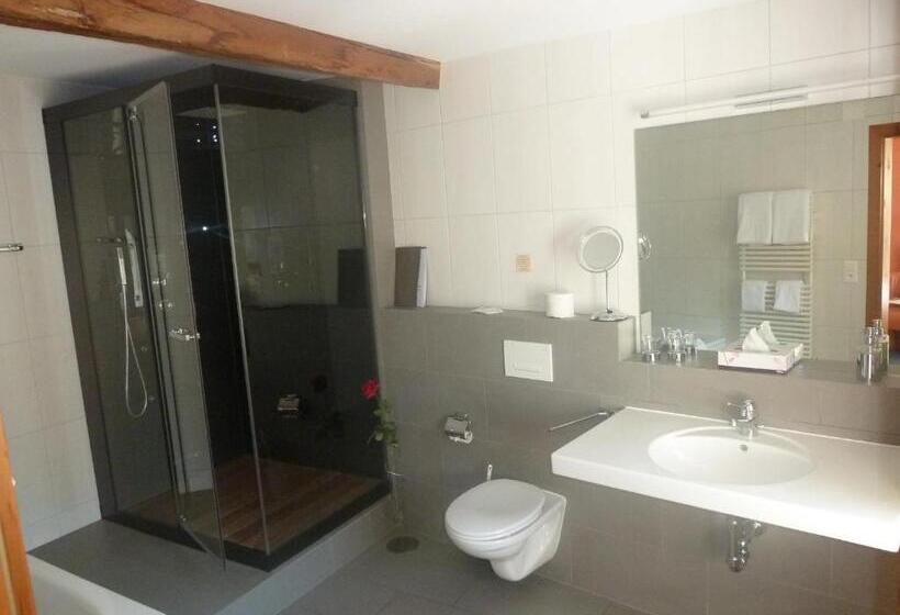 스위트, Spöl Restaurant