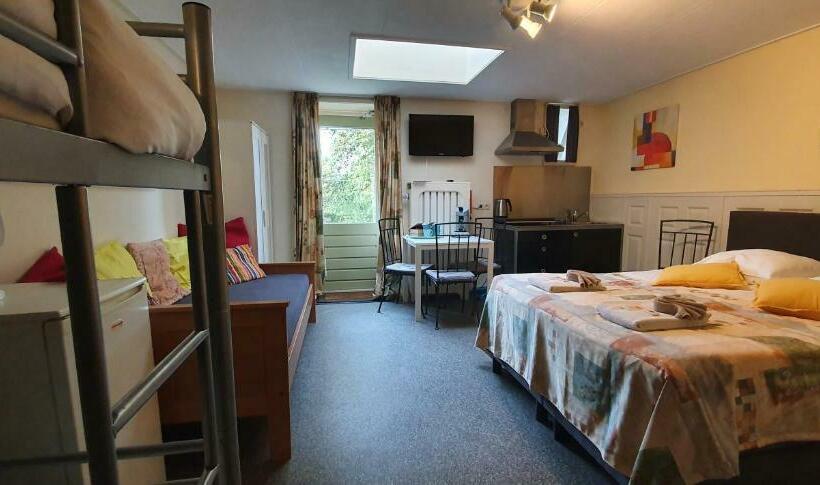 패밀리 룸, B&b Blauwestadhoeve
