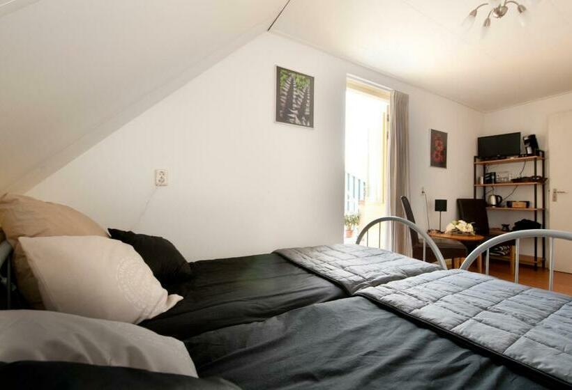 标准间, Bed & Breakfast  Op 7