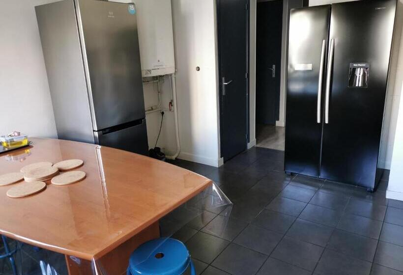 اتاق استاندارد یک نفره, Chambre Centre Ville