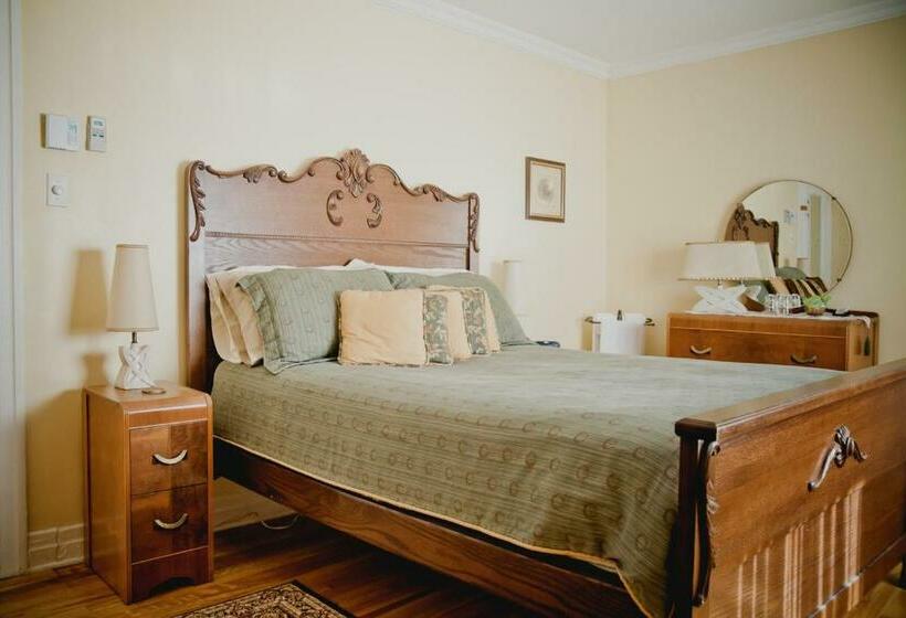 バス共有のスタンダードルーム, Maison Des Jardins B & B