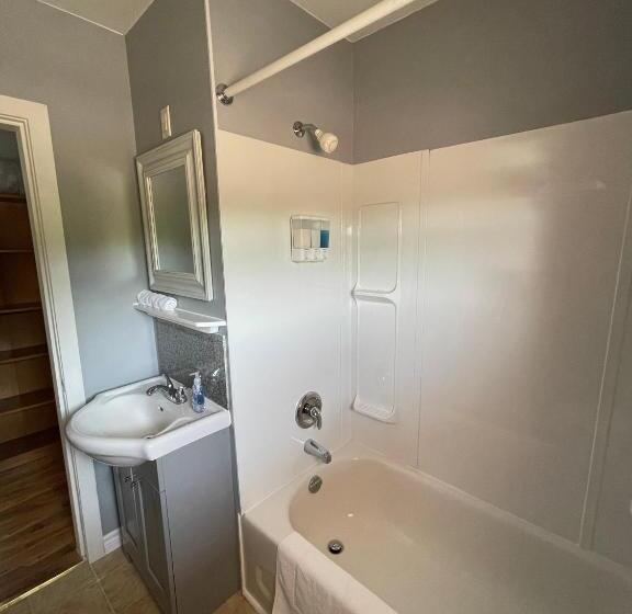 اتاق استاندارد, Auberge Restwell Motel