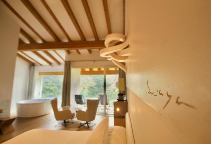 Habitación Ático, Arantza Hotela  Adults Only