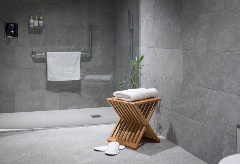 Habitación Ático, Arantza Hotela  Adults Only