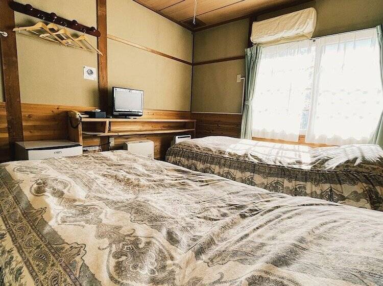 Номер Стандарт Совместная Ванная, Hakuba Pension & Log Hotel Meteor