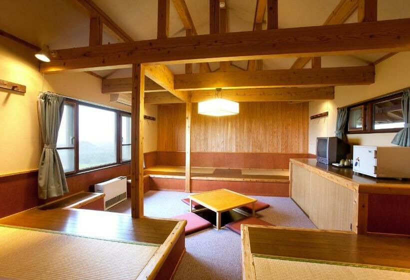 Семейный Номер, Kuju Kogen Cottage