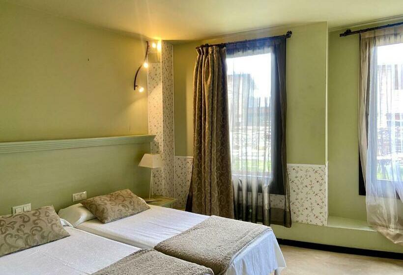 Номер Стандарт, Petit Hotel De Riu