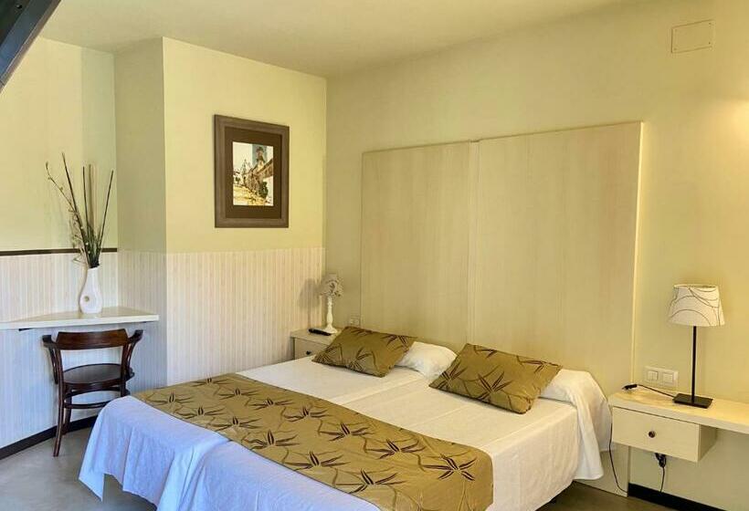 Номер Стандарт, Petit Hotel De Riu