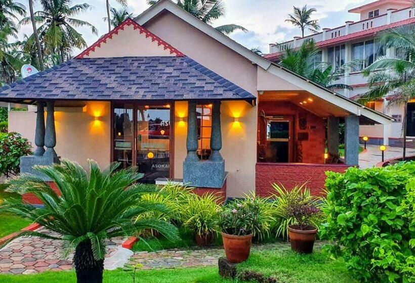 디럭스 룸, Asokam Beach Resort