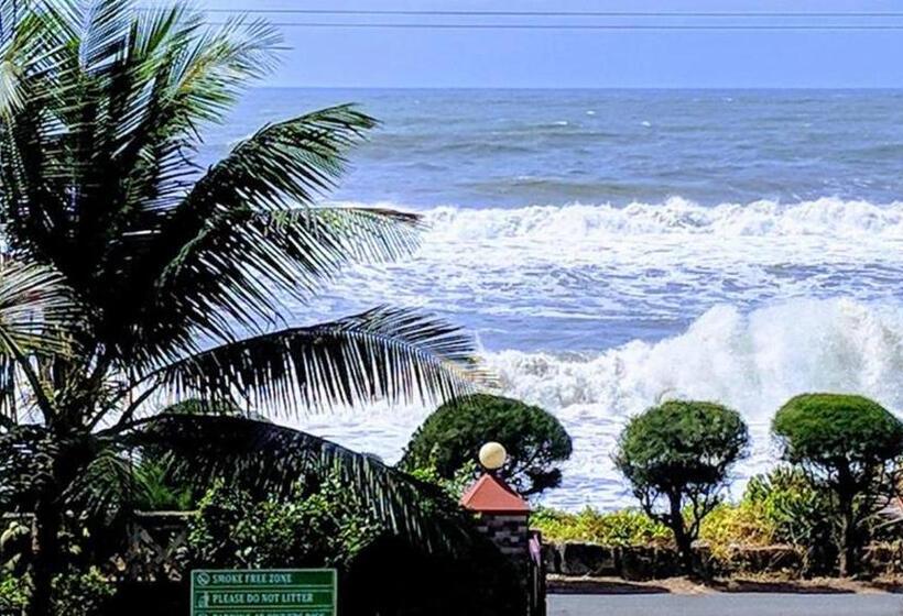 스위트, Asokam Beach Resort
