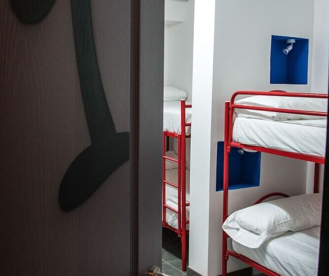 공동 객실, Olé Backpackers Hostel
