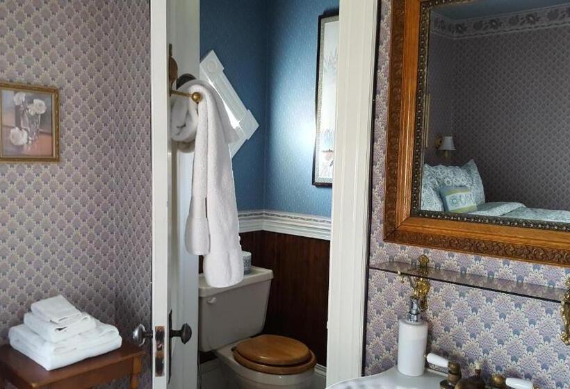 Номер Стандарт, Holidae House Bed & Breakfast