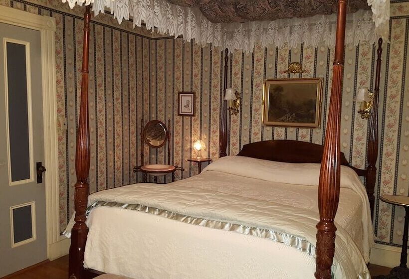 Номер Стандарт, Holidae House Bed & Breakfast