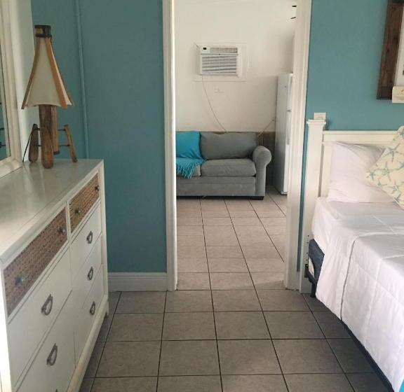 منزل غرفتين نوم, Edgewater Lodge