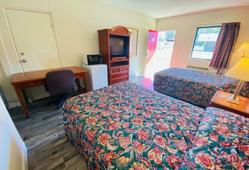 Номер Deluxe, Traveler's Place Inn & Suites