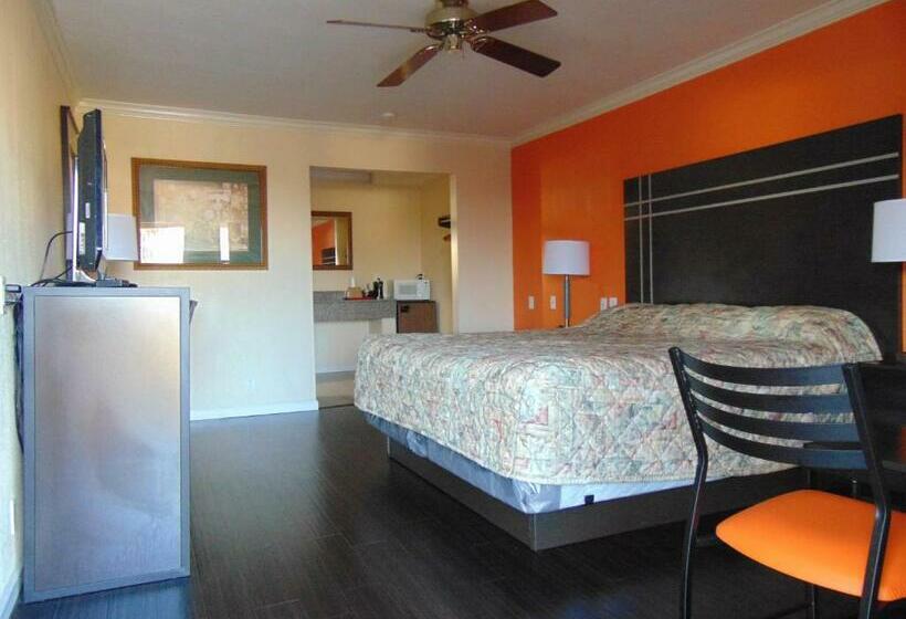 Стандартный Номер Кровать Кинг, Heart Of Texas Motel