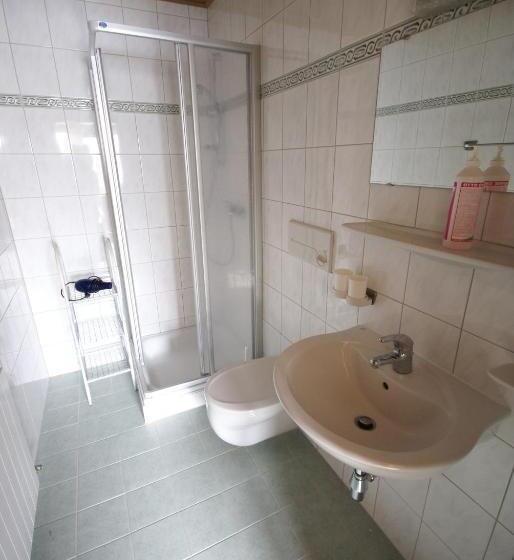 Номер Стандарт Трехместный, Haus Oblasser
