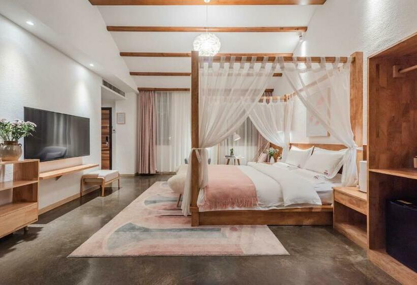 Номер Deluxe, Shang Shan Ruo Shui 大理上山若水客栈