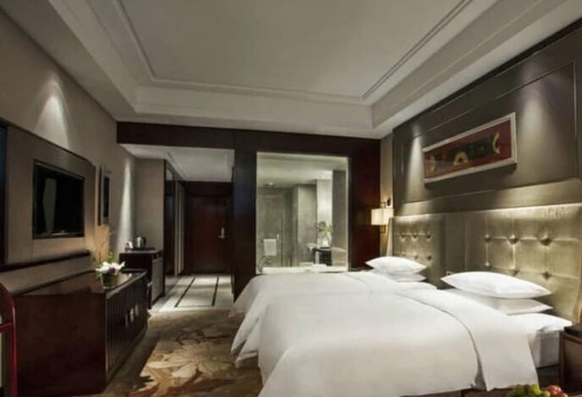 Номер Deluxe, Tanglong International