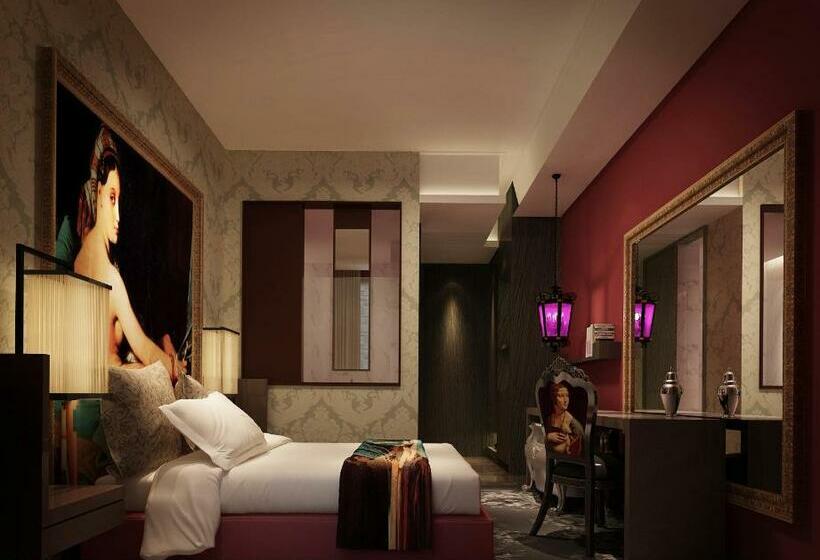 اتاق لوکس, Wisdom Boutique