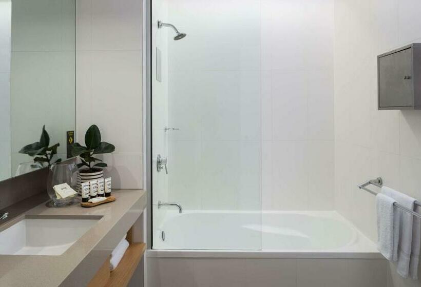 Номер Deluxe, Atura Dandenong