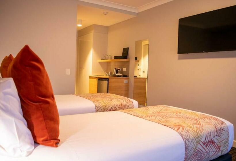 Номер Deluxe, Potters Toowoomba