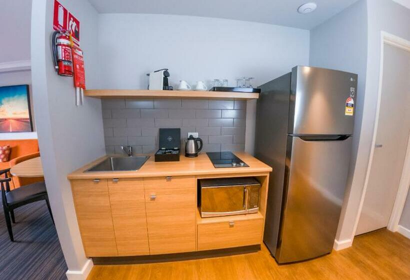 דירת שני חדרים, Potters Toowoomba