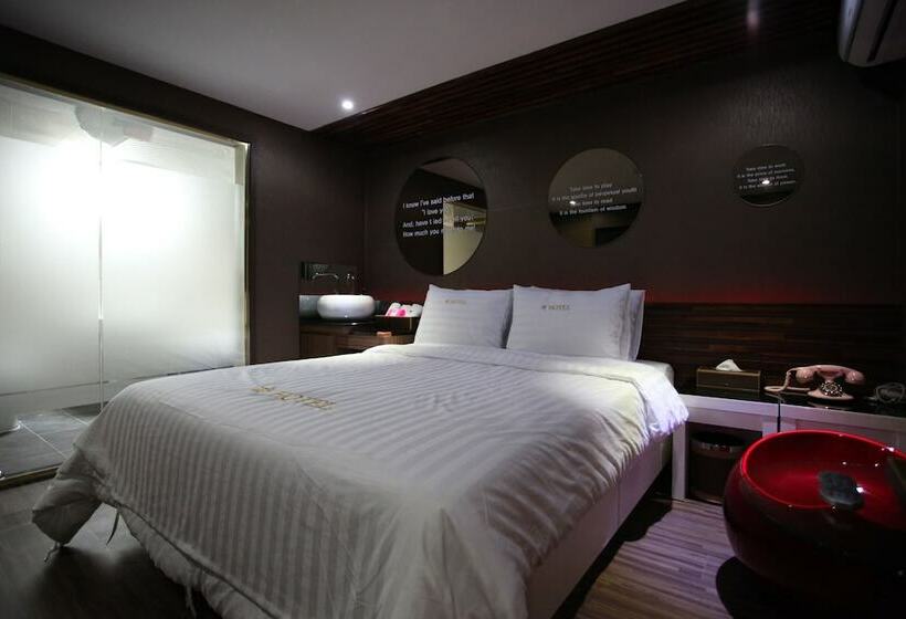 חדר סטנדרט, Jjak Motel Daejeon