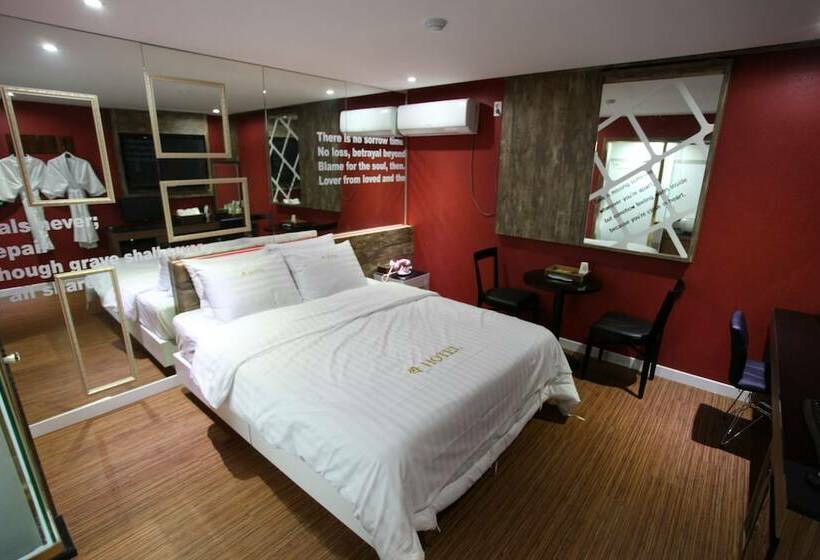 חדר סטנדרט, Jjak Motel Daejeon