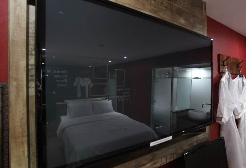 חדר סטנדרט, Jjak Motel Daejeon