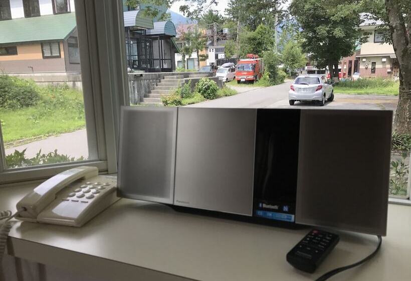 کلبه ییلاقی دلوکس یک خوابه, Le Bocage Hakuba Echoland Chalets