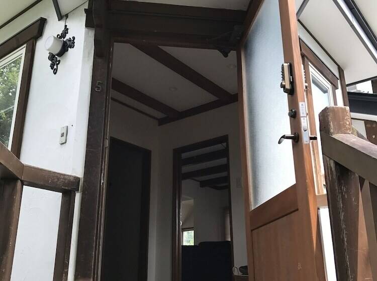 کلبه ییلاقی دلوکس یک خوابه, Le Bocage Hakuba Echoland Chalets