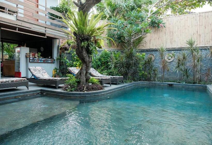 带大床的豪华间, Semarandana Bedrooms And Pool