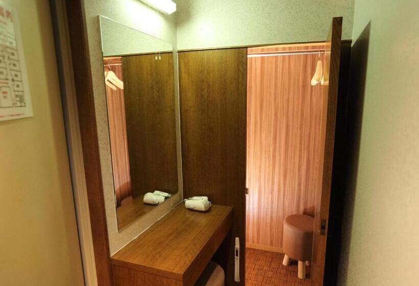 Номер Стандарт Трехместный, Areaone Kochi