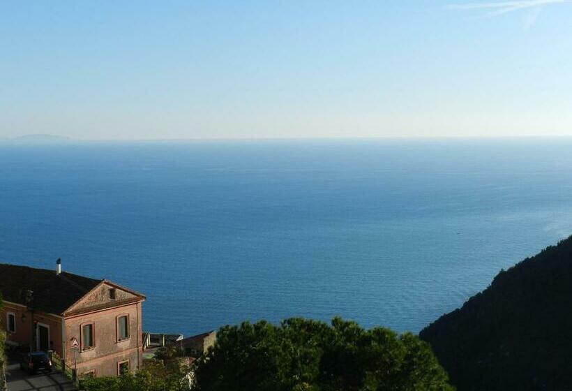 带海景的标准工作室, Villa Verde Sul Mare