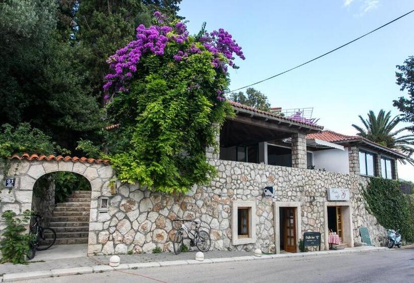 Студия Стандарт Вид на Море, Apartments Villa Mirjana