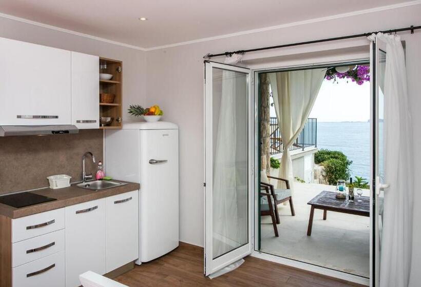 Студия Стандарт Вид на Море, Apartments Villa Mirjana