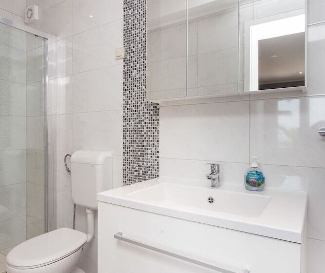 Апартаменты 1 Спальня с Террасой Вид на Море, Apartments Villa Mirjana