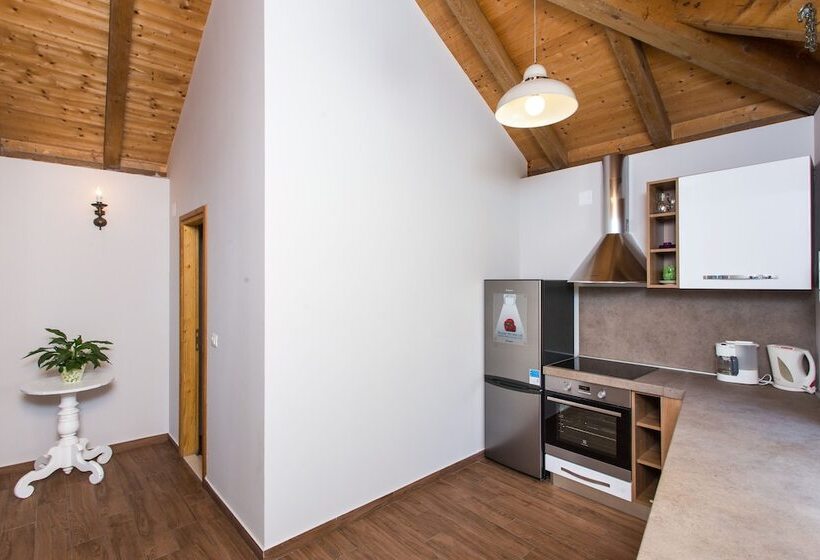 Апартаменты 1 Спальня с Террасой Вид на Море, Apartments Villa Mirjana