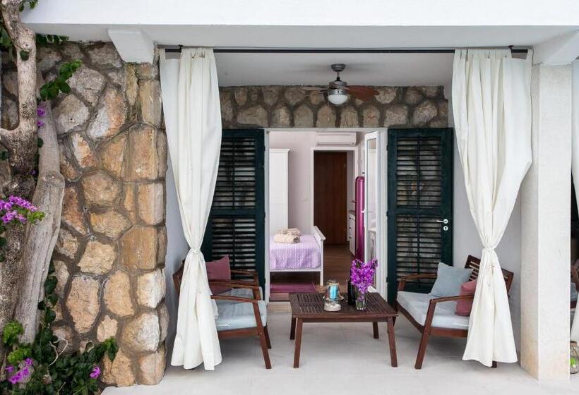 Студия Стандарт Вид на Море, Apartments Villa Mirjana
