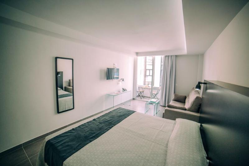 バルコニー付きスタンダードステューディオ, Mannix Urban Apartments