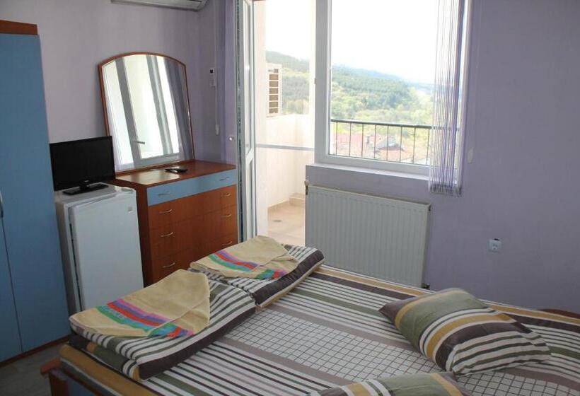اتاق استاندارد, Family Hotel Ludo